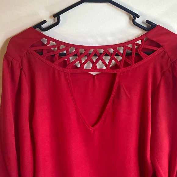 BCX by Macy's Red Blouse, V-Neck Front, Lattice & V-Neck Back, Size XL - Picture 7 of 13